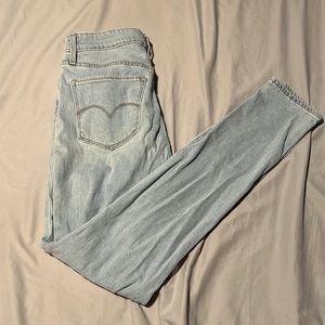 Levi’s 721 Skinny Jean